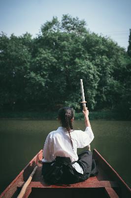 蜜丝婷大草莓和小草莓对比,青丝影院电视剧播放